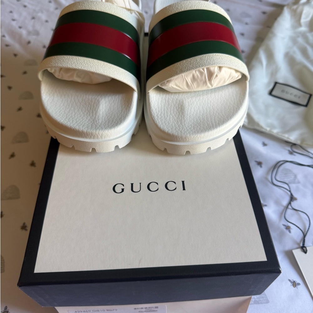 Gucci slides men size 11 brand new